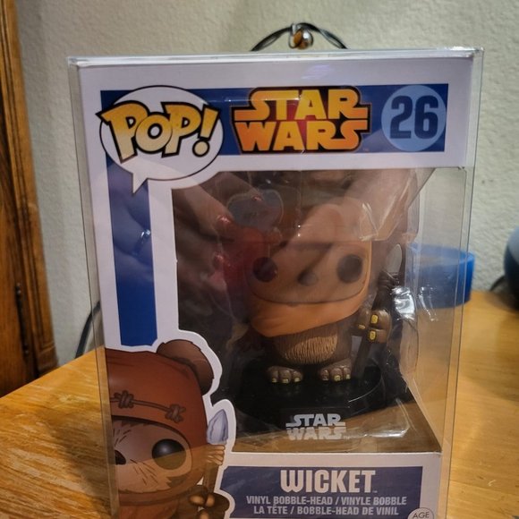 Star Wars Wicket Funko Pop - Picture 1 of 7